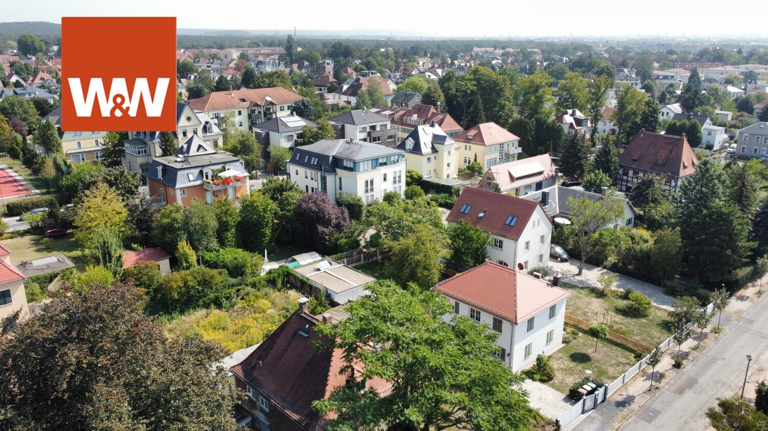 Grundstück zum Kauf 490.500 € 860 m²<br/>Grundstück Radebeul 01445