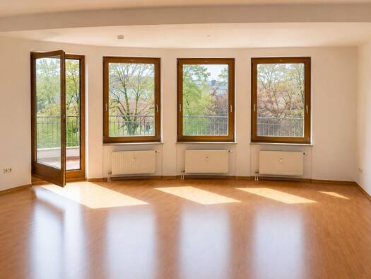 Penthouse zum Kauf provisionsfrei 229.000 € 2 Zimmer 62 m² Geschoss 3/4 frei ab sofort Blasewitz Ortsamtsbereich Blasewitz 01277