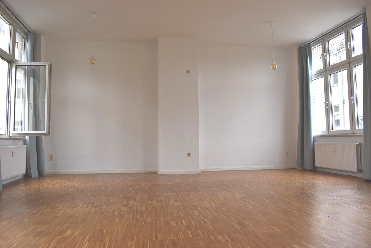 Bürofläche zur Miete 889 € 1 Zimmer 52,9 m²<br/>Bürofläche Tempelhof Berlin 12103