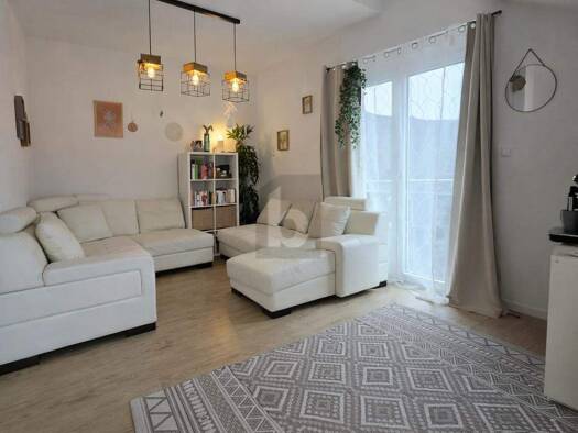 Wohnung zur Miete 1.040 € 3 Zimmer 67 m² 2. Geschoss Neuffen 72639