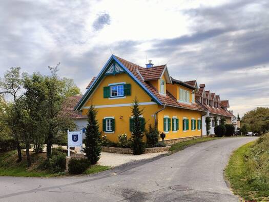 Hotel zum Kauf 1.675.000 € 13 Zimmer 3.775 m² Grundstück Sankt Anna am Aigen 8354