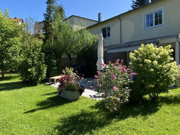 Haus zum Kauf 1.180.000 € 16 Zimmer 560 m² 13.000 m² Grundstück Bischofsgrün 95493