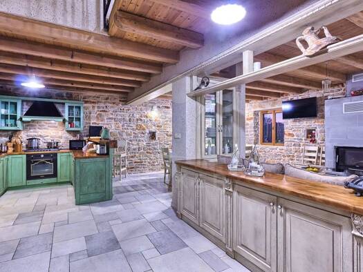 Villa zum Kauf 3.650.000 € 9 Zimmer 280 m² 8.543 m² Grundstück Hvar