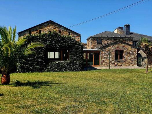 Villa zum Kauf 920.000 € 6 Zimmer 497 m² 1.065 m² Grundstück MEDIO Tapia de Casariego 33746