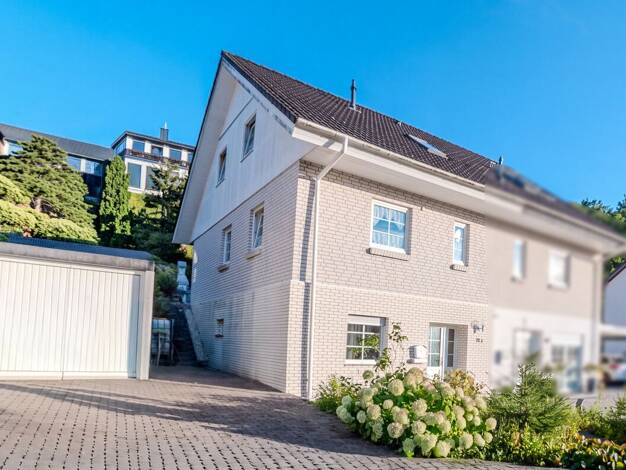 Doppelhaushälfte zum Kauf 279.500 € 4 Zimmer 109 m² 418 m² Grundstück Bamenohl Finnentrop 57413