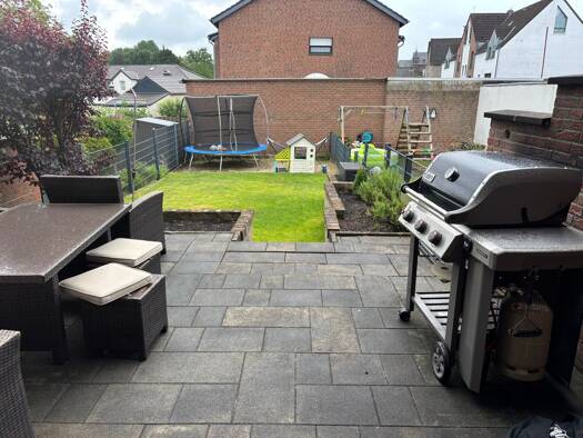 Reihenhaus zur Miete 1.400 € 5 Zimmer 140 m² 186 m² Grundstück frei ab 01.01.2026 Bettikumer Straße 6 Hoisten Neuss 41469