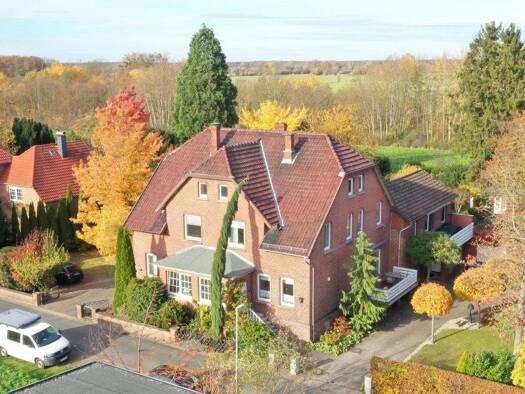 Doppelhaushälfte zum Kauf 275.000 € 7 Zimmer 203 m² 1.650 m² Grundstück Bückeburg 31675