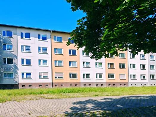 Wohnung zur Miete 306 € 3 Zimmer 59,8 m² 4. Geschoss frei ab sofort Johannes-R.-Becher-Straße 17 Hoyerswerda Hoyerswerda 02977