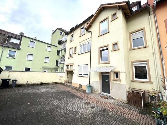 Mehrfamilienhaus zum Kauf 657.000 € 12 Zimmer 250 m²<br/>Wohnfläche 293 m²<br/>Grundstück Höchst Frankfurt am Main 65929