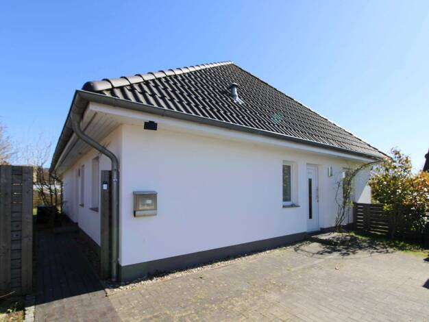 Sonstiges zum Kauf als Kapitalanlage geeignet 474.000 € 5 Zimmer 138 m² 671 m² Grundstück Sassnitz Sassnitz 18546
