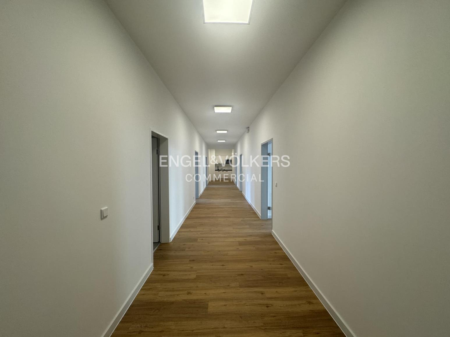 Büro-/Praxisfläche zur Miete 28 € 509 m²<br/>Bürofläche ab 249 m²<br/>Teilbarkeit Wilmersdorf Berlin 10623