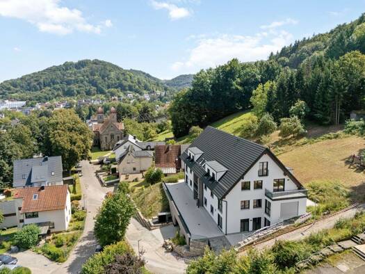 Terrassenwohnung zum Kauf - Erstbezug provisionsfrei 528.000 € 4,5 Zimmer 133 m² Geschoss 1/3 frei ab sofort Künzelsau 74653