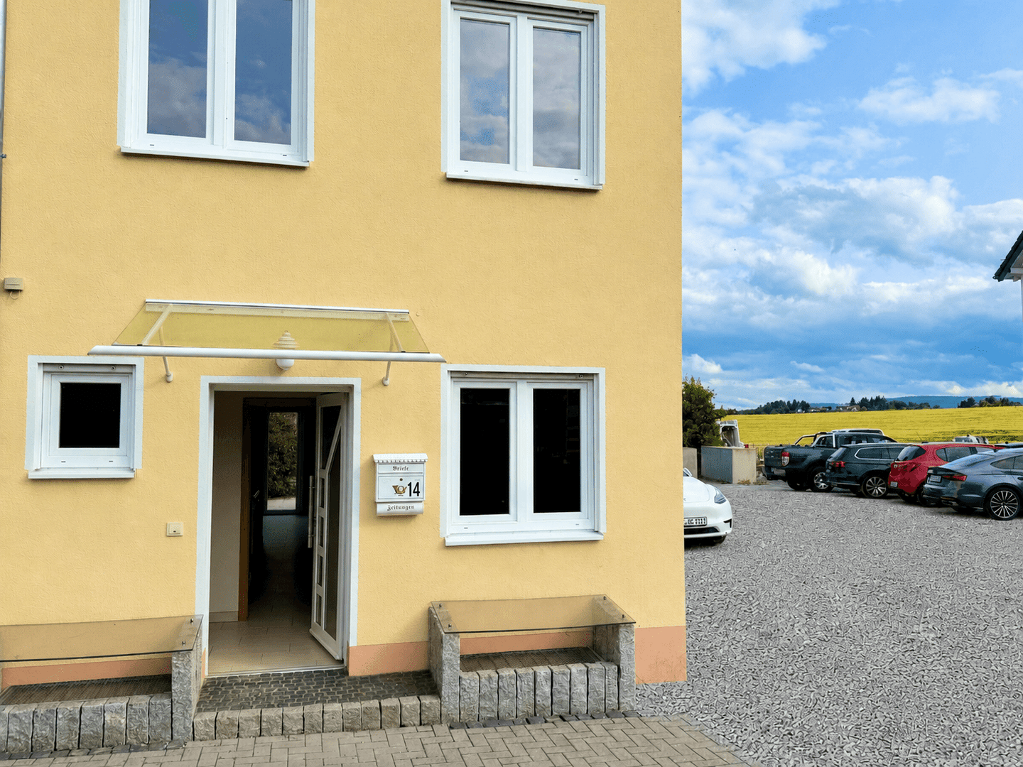 Haus zum Kauf - Ansicht 2