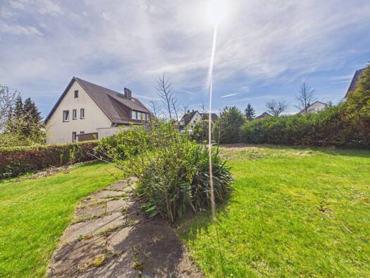 Einfamilienhaus zum Kauf 150.000 € 11 Zimmer 254 m² 1.200 m² Grundstück Hagen Bad Pyrmont 31812