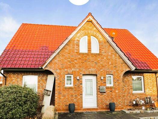 Einfamilienhaus zum Kauf 379.000 € 7 Zimmer 161,5 m² 766 m² Grundstück Pewsum Krummhörn / Pewsum 26736