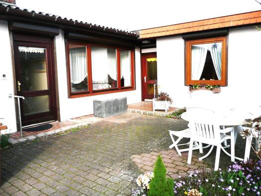 Bungalow zum Kauf 275.000 € 4 Zimmer 98,8 m² 306 m² Grundstück Barmstedt 25355