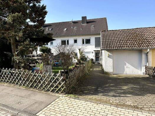 Mehrfamilienhaus zum Kauf 199.700 € 9 Zimmer 223 m² 559 m² Grundstück Zurstraße Breckerfeld 58339