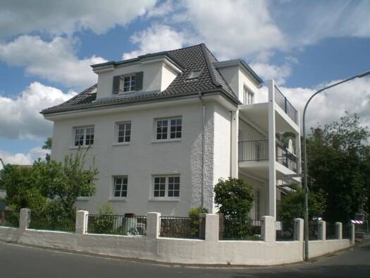 Wohnung zur Miete 850 € 3 Zimmer 83 m² Geschoss EG/2 frei ab 01.04.2026 Domprediger Dr. Maier Str. 2a Rehbühl Weiden in der Oberpfalz 92637