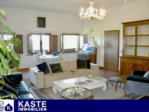 Wohnung zum Kauf 305.000 € 4 Zimmer 175 m² Pontedera 56025