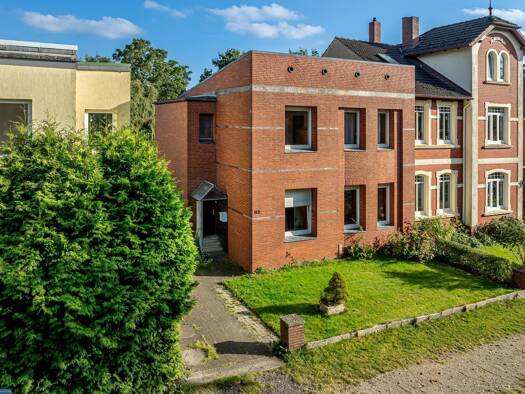 Einfamilienhaus zum Kauf 259.000 € 7 Zimmer 196,9 m² 558 m² Grundstück Elmshorn 25336