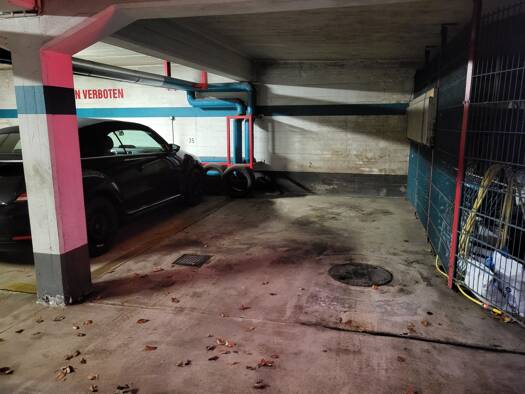 Tiefgaragenstellplatz zur Miete provisionsfrei 220 € Hofweg 87 Uhlenhorst Nord 22085