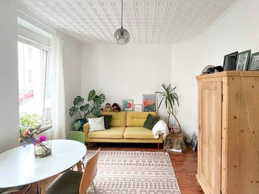 Wohnung zum Kauf 275.000 € 2 Zimmer 42 m² 4 Geschosse frei ab sofort Bornheim Frankfurt am Main 60389