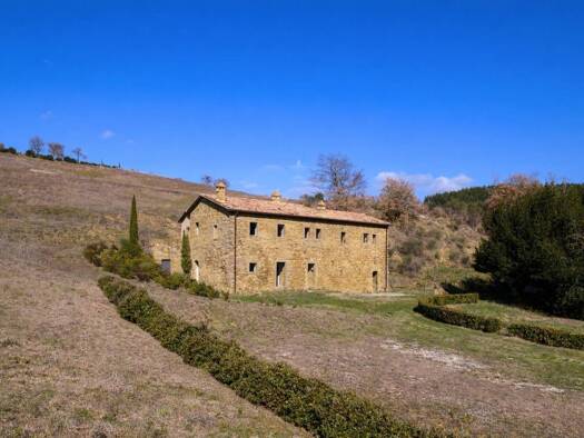 Haus zum Kauf 1.170.000 € 475 m² 68.500 m² Grundstück Città di Castello 06010