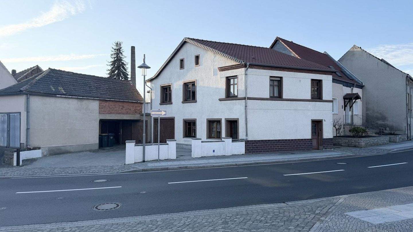 Immobilie in Coswig (Anhalt) - Freistehendes EFH mit Potenzial - Bild 1
