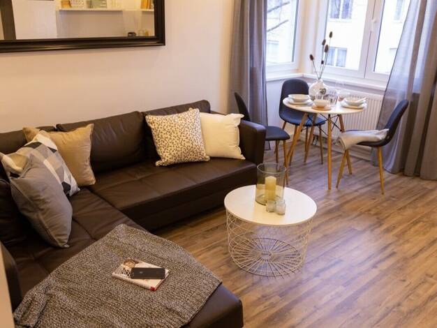 Wohnung zur Miete Wohnen auf Zeit 1.300 € 2 Zimmer 42 m² frei ab sofort Kirchheim Kirchheim unter Teck 73230