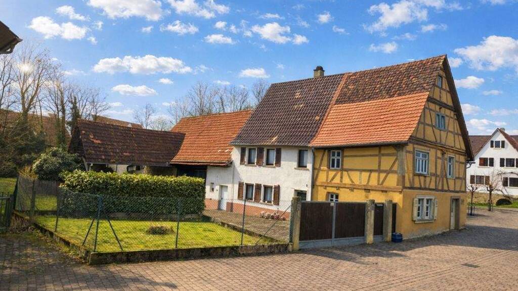 Doppelhaushälfte zum Kauf 259.000 € 4 Zimmer 80 m² 854 m² Grundstück Mühlhausen 69242