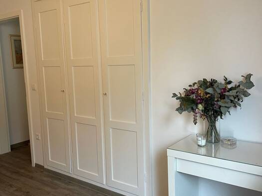 Wohnung zur Miete 1.100 € 1,5 Zimmer 56 m² frei ab sofort Regensburger Straße West 28215