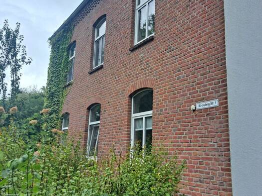Mehrfamilienhaus zum Kauf 325.000 € 7 Zimmer 210 m² 643 m² Grundstück Dalheim Wegberg 41844