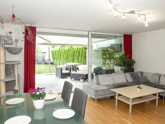 Reihenmittelhaus zum Kauf 499.000 € 5 Zimmer 124 m² 197 m² Grundstück frei ab 01.11.2026 Hirschzell Kaufbeuren 87600