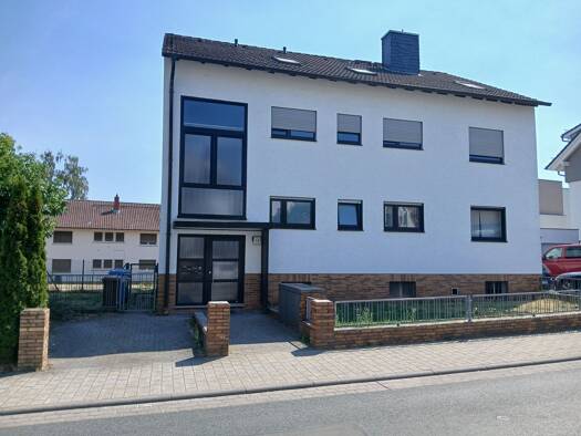 Wohnung zur Miete 1.300 € 4 Zimmer 120 m² Geschoss 1/2 frei ab sofort Friedensstraße 55 Idstein Idstein 65510