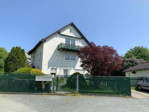 Haus zum Kauf provisionsfrei 440.000 € 9 Zimmer 259 m² 889 m² Grundstück Sorbenstraße 5 a Greiz 07973