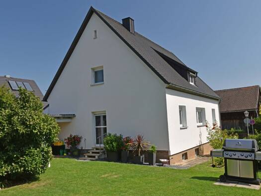 Einfamilienhaus zum Kauf 399.000 € 5 Zimmer 115 m² 617 m² Grundstück Poppenricht 92284