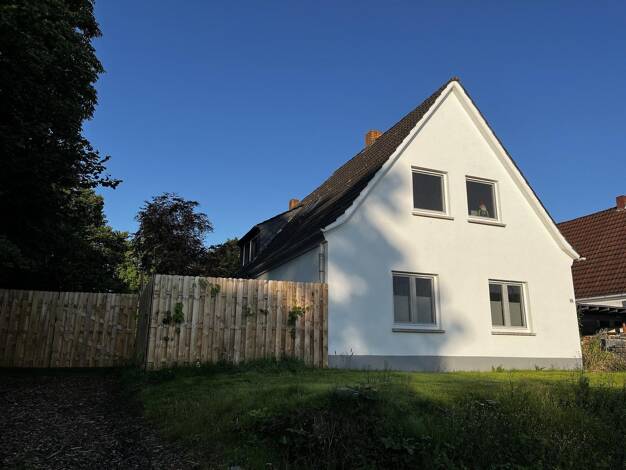 Einfamilienhaus zum Kauf provisionsfrei 335.000 € 4 Zimmer 165 m² 2.300 m² Grundstück Farge Nord 28777