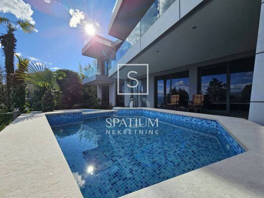 Einfamilienhaus zum Kauf 1 € 10 Zimmer 763 m² Opatija - Centar, Opatija Opatija 51410