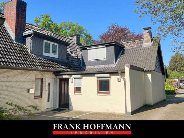Mehrfamilienhaus zum Kauf als Kapitalanlage geeignet 699.000 € 7 Zimmer 202 m² 751 m² Grundstück Poppenbüttel Hamburg 22399