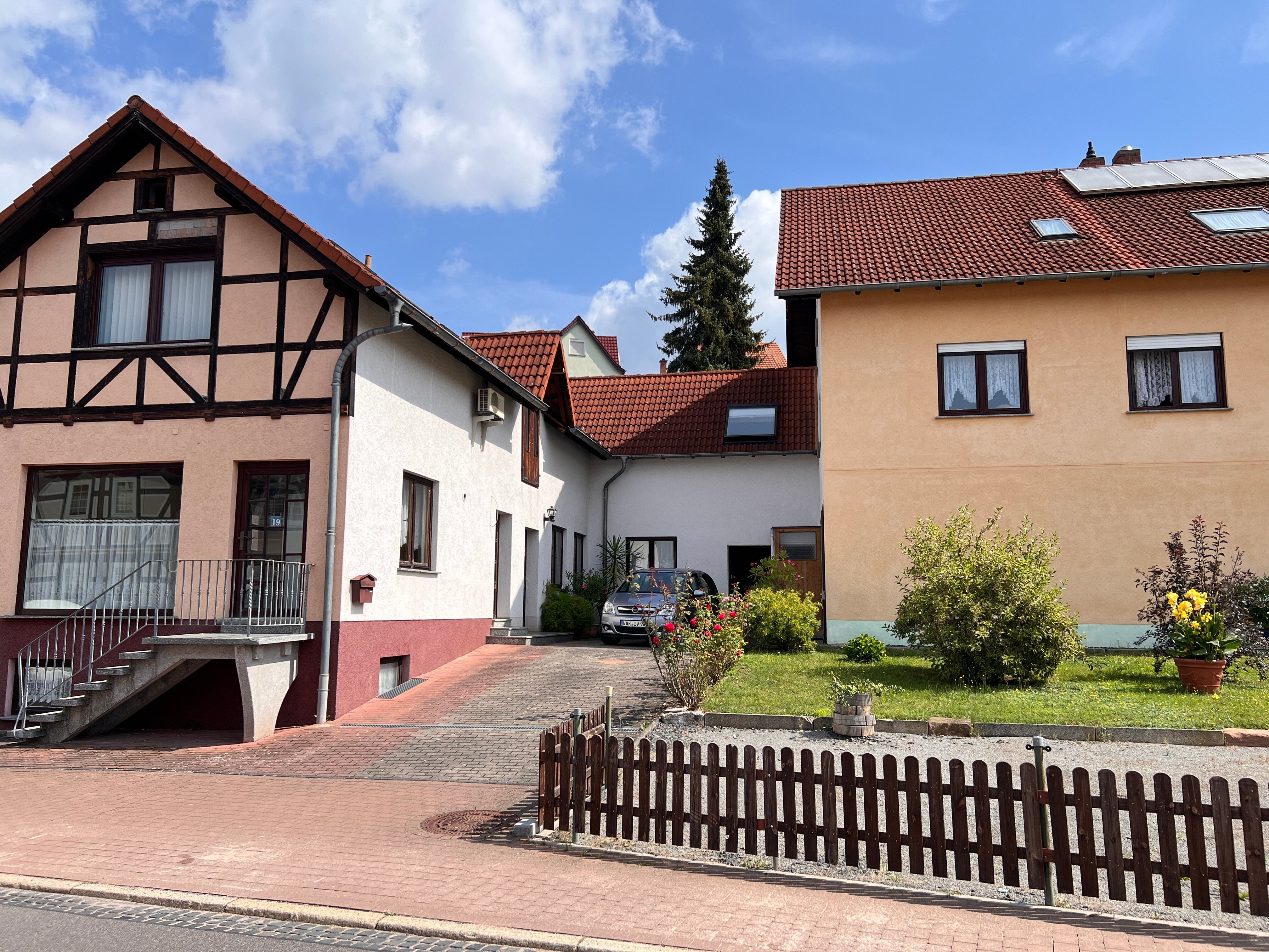 Haus zum Kauf 348.000 € 200 m²<br/>Wohnfläche 589 m²<br/>Grundstück Tiefenort Bad Salzungen 36469