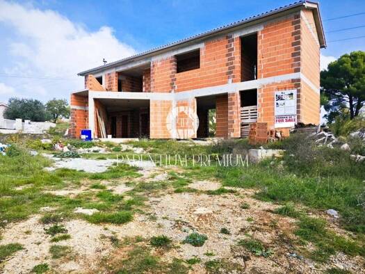 Villa zum Kauf - Erstbezug 780.000 € 5 Zimmer 230 m² Funtana 52450