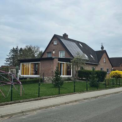 Haus zum Kauf 389.000 € 303 m² 3.720 m² Grundstück frei ab sofort Lassahn Zarrentin am Schaalsee 19246