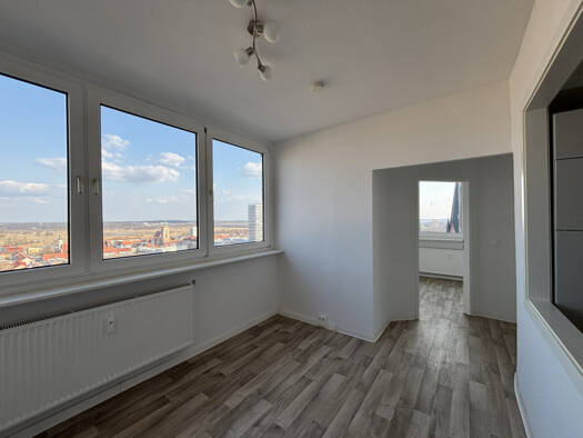 Wohnung zur Miete 450 € 3 Zimmer 67,7 m² 13. Geschoss Pablo-Neruda-Block 4 Frankfurt Frankfurt (Oder) 15230
