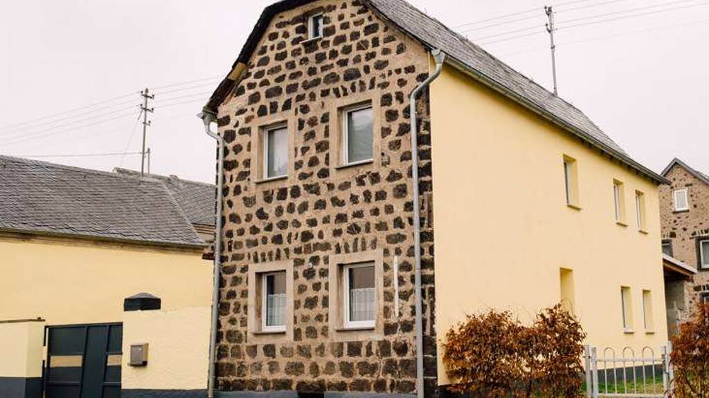 Einfamilienhaus zum Kauf 198.000 € 2 Zimmer 85 m² 433 m² Grundstück Ochtendung 56299