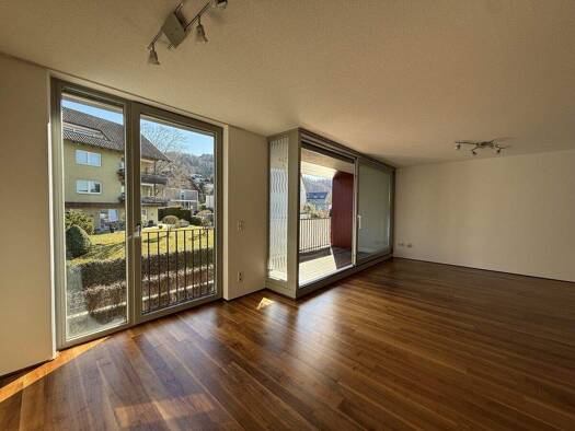 Wohnung zur Miete 947 € 2 Zimmer 55,4 m² 1. Geschoss frei ab sofort Weidachstraße 6 Schwarzach 6858