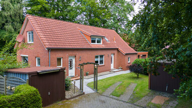 Einfamilienhaus zum Kauf 299.000 € 6 Zimmer 130 m² 1.073 m² Grundstück Wallinghausen Aurich 26605