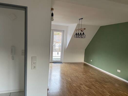 Maisonette zur Miete 700 € 3,5 Zimmer 92 m² Geschoss 2/2 frei ab 01.11.2026 Bad Salzig Boppard 56154
