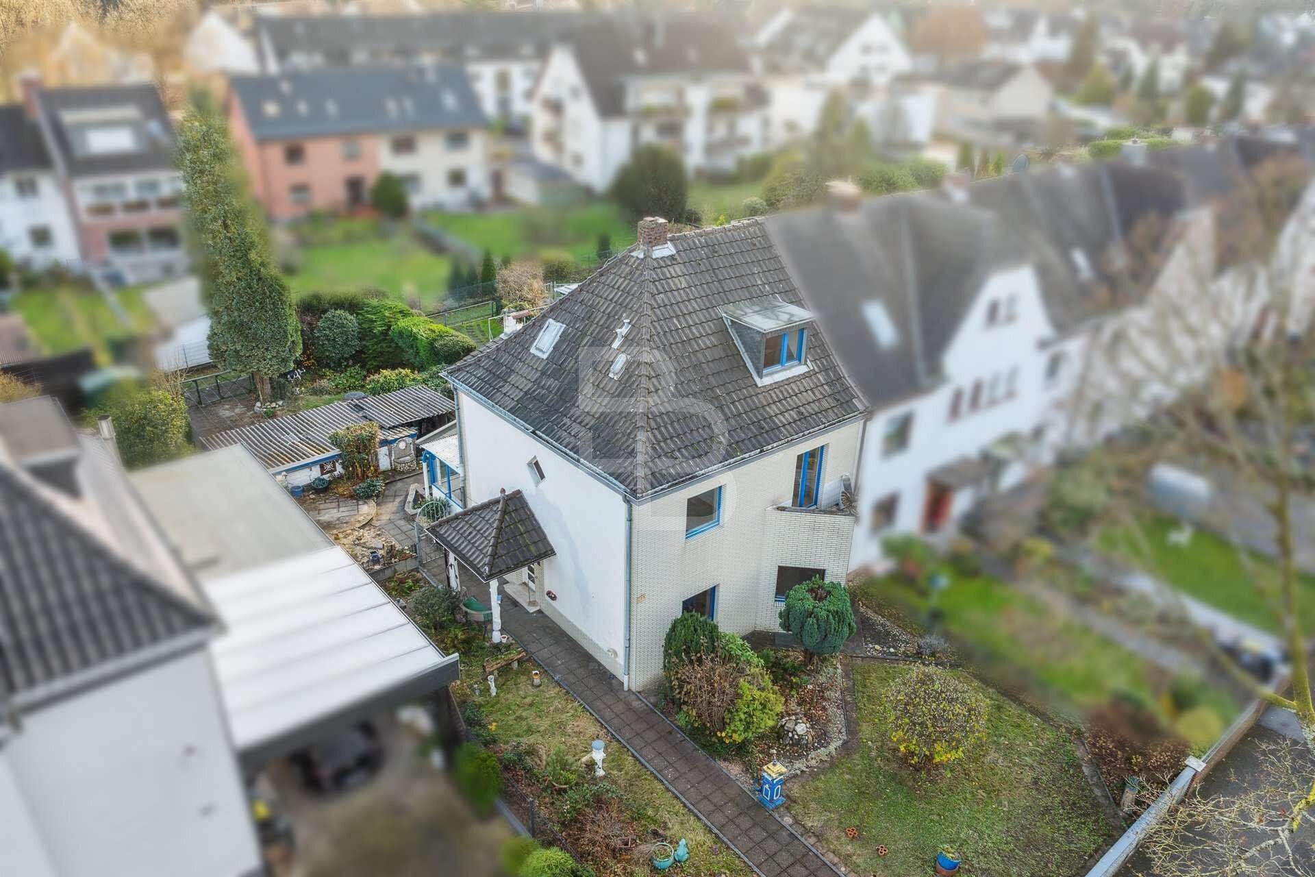 Reihenendhaus zum Kauf 359.000 € 6 Zimmer 146 m²<br/>Wohnfläche 433 m²<br/>Grundstück Dünnwald Köln 51069