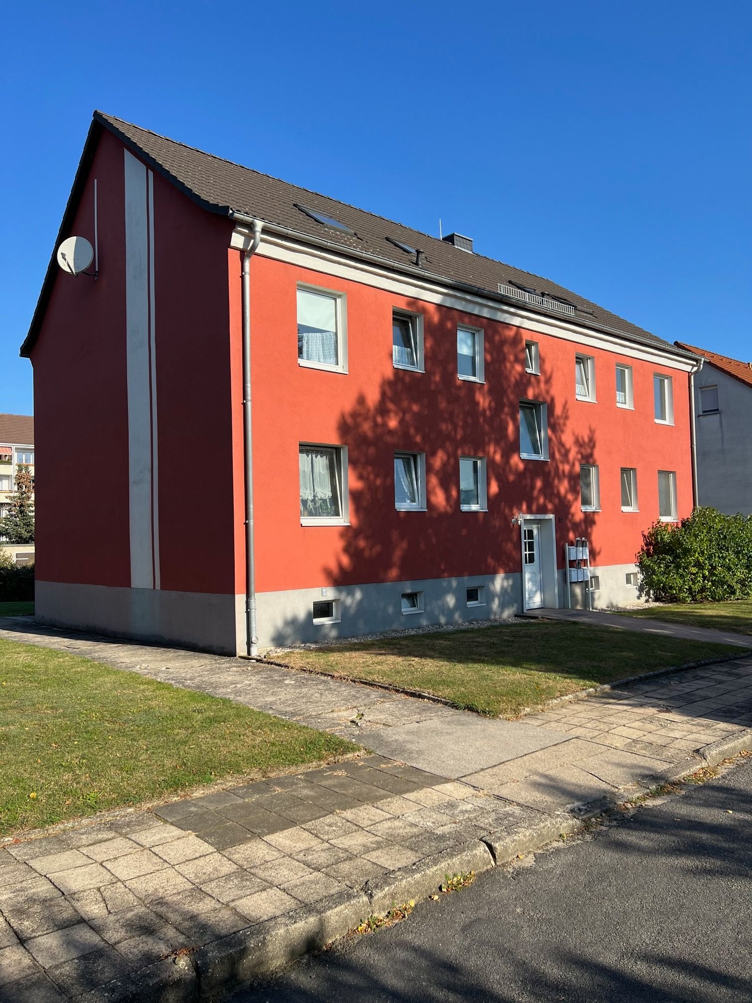 Mehrfamilienhaus zum Kauf als Kapitalanlage geeignet 295.000 € 14 Zimmer 280 m²<br/>Wohnfläche 744 m²<br/>Grundstück Neue Straße 10 Kemberg Kemberg 06901