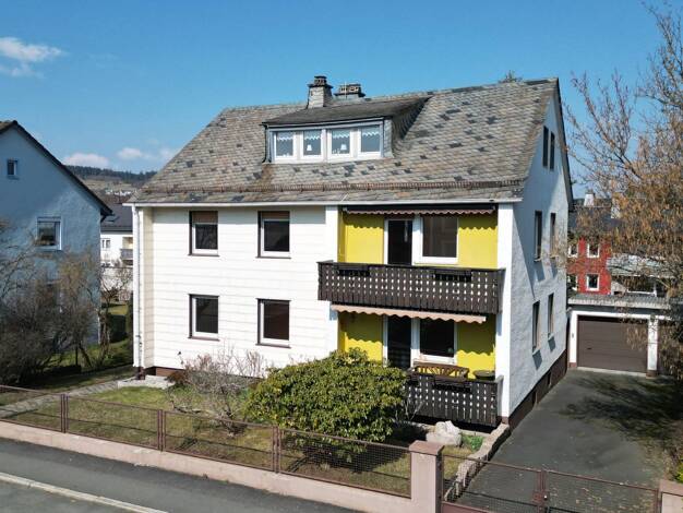 Mehrfamilienhaus zum Kauf 235.000 € 10 Zimmer 230 m² 811 m² Grundstück Naila Naila 95119